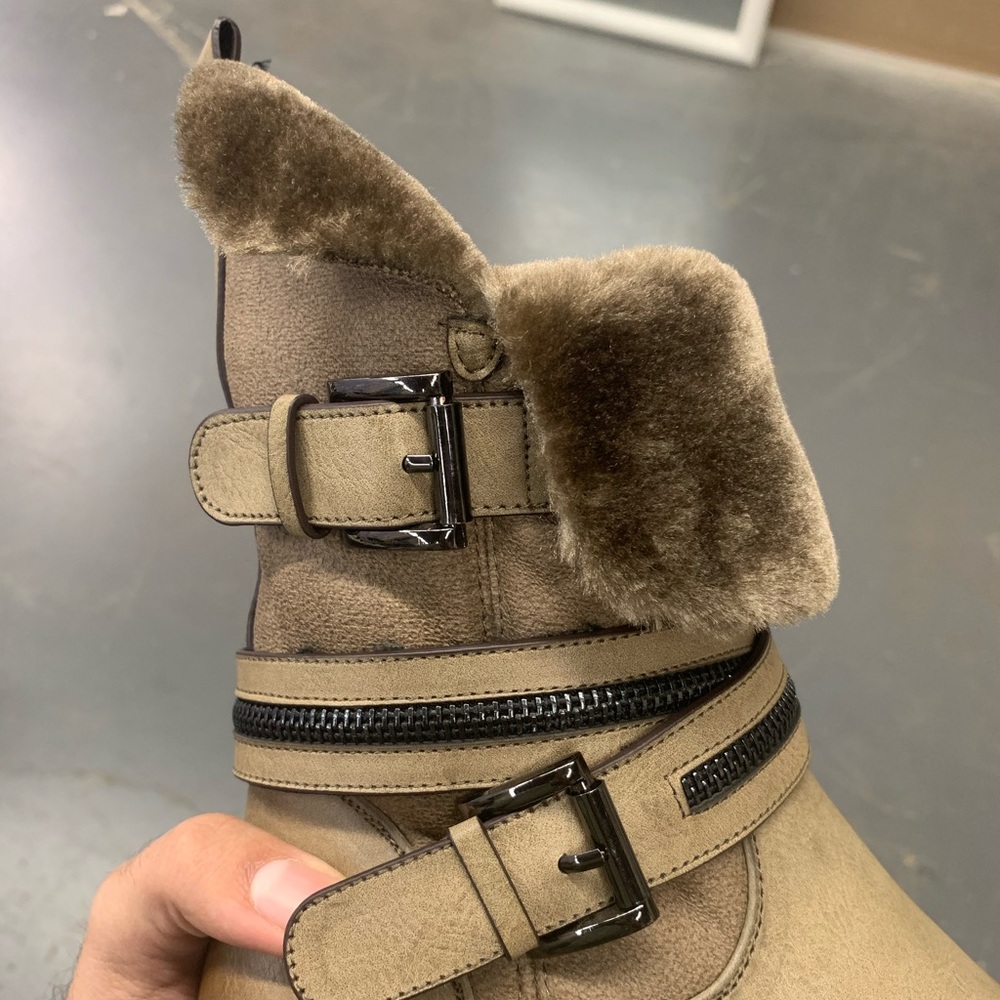 Women’s Faux Fur Lined Zipper and Buckle Detail Boots in Beige Faux Leather - Picture 10 of 16